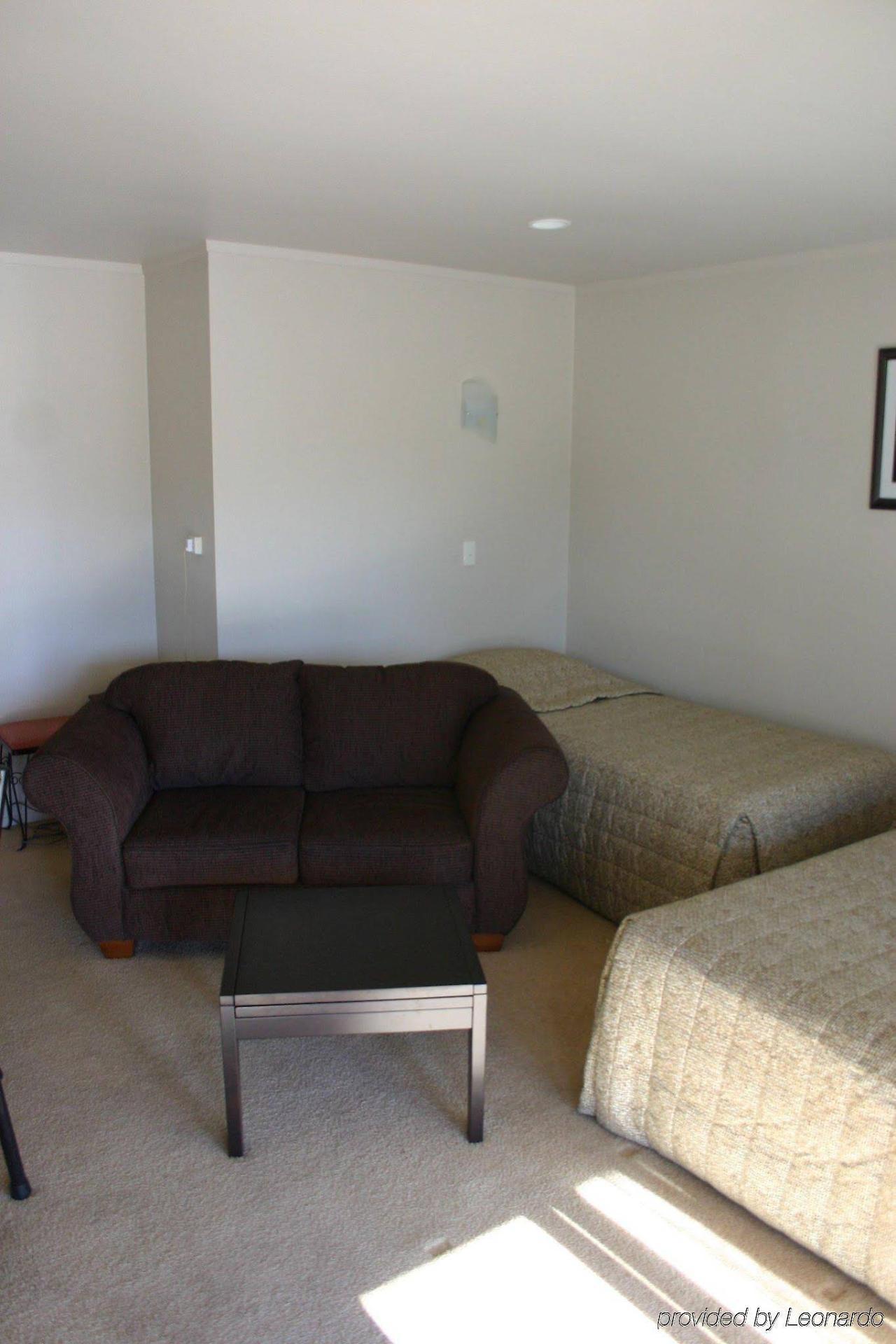 Parklands Motorlodge & Holiday Park Turangi Extérieur photo