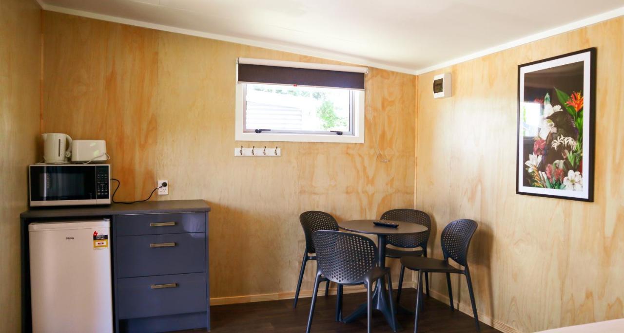 Parklands Motorlodge & Holiday Park Turangi Extérieur photo