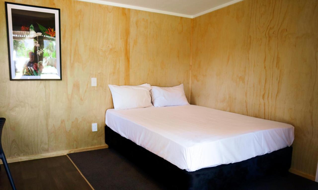 Parklands Motorlodge & Holiday Park Turangi Extérieur photo