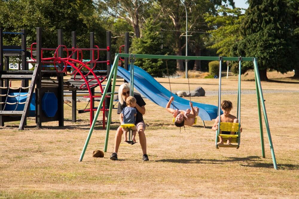 Parklands Motorlodge & Holiday Park Turangi Extérieur photo