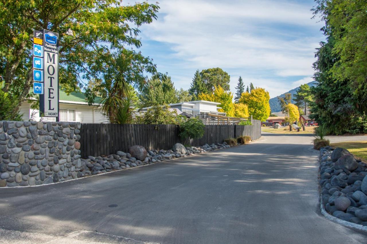 Parklands Motorlodge & Holiday Park Turangi Extérieur photo